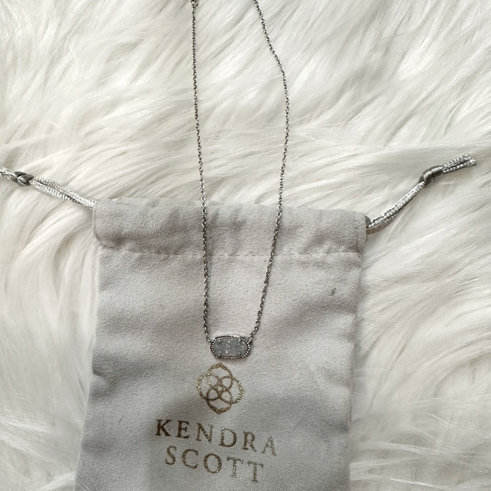 Kendra Scott Elisa Pendant Necklace